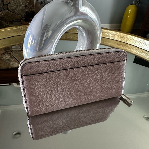 Bifold wallet - Picture 7 of 7